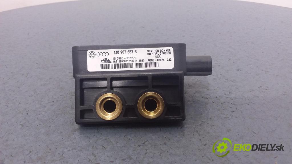 Volkswagen Golf 2001 snímač ESP. 1J0907657B