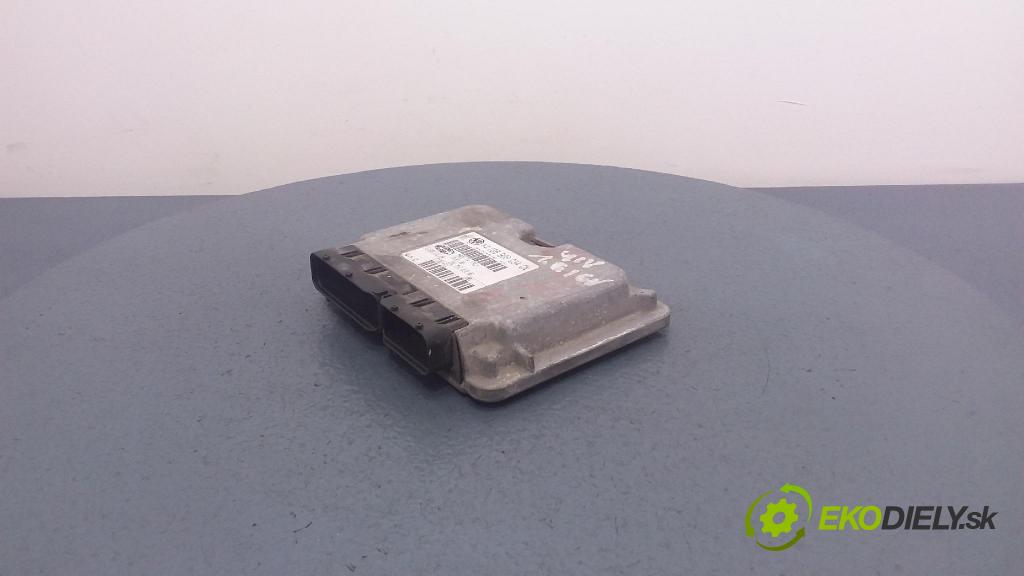 Volkswagen Golf 2001 riadiaca jednotka Motor: 036906034CN