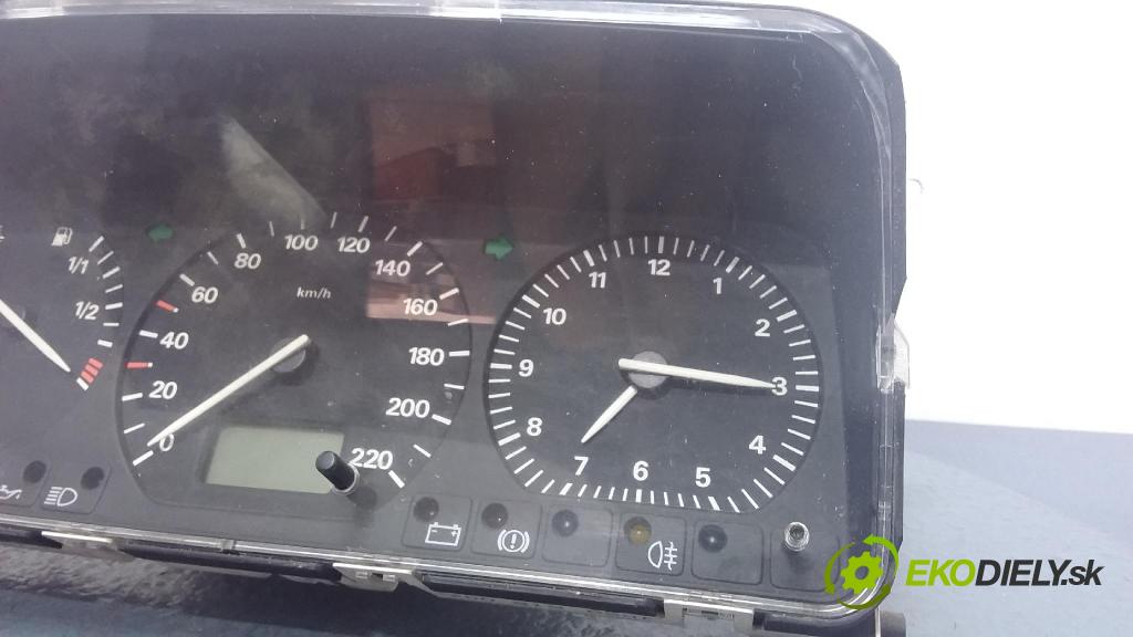 Volkswagen Transporter t4 1997 Přístrojová deska 7D0919850F