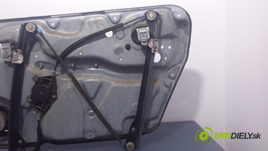 Volkswagen Passat 2000 mechanismus stahování Sklenka: před Levý: 3B4837751LD