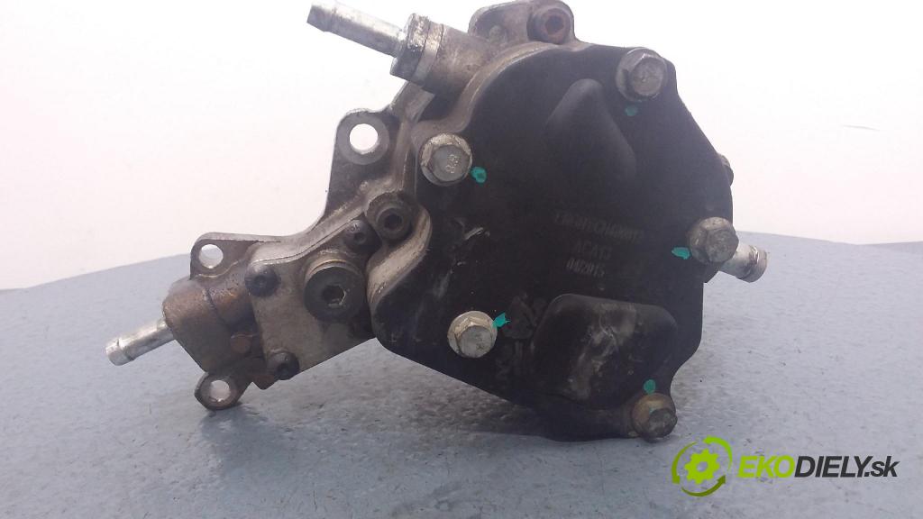 Audi A3 2001 čerpadlo vakuová 40012