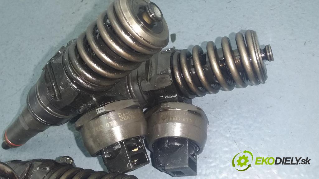Audi A3 2001 vstrek 038130073AL