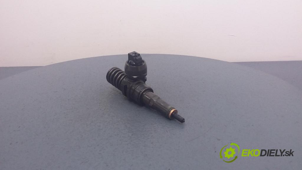 Volkswagen Passat 2000 vstrek 038130073AR