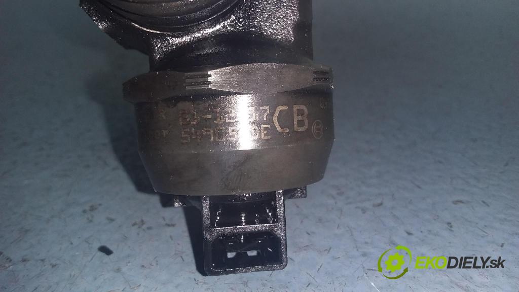 Volkswagen Passat 2000 vstrek 038130073AR