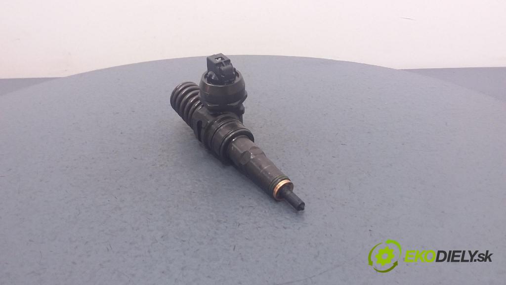 Volkswagen Passat 2000 vstrek 038130073AR
