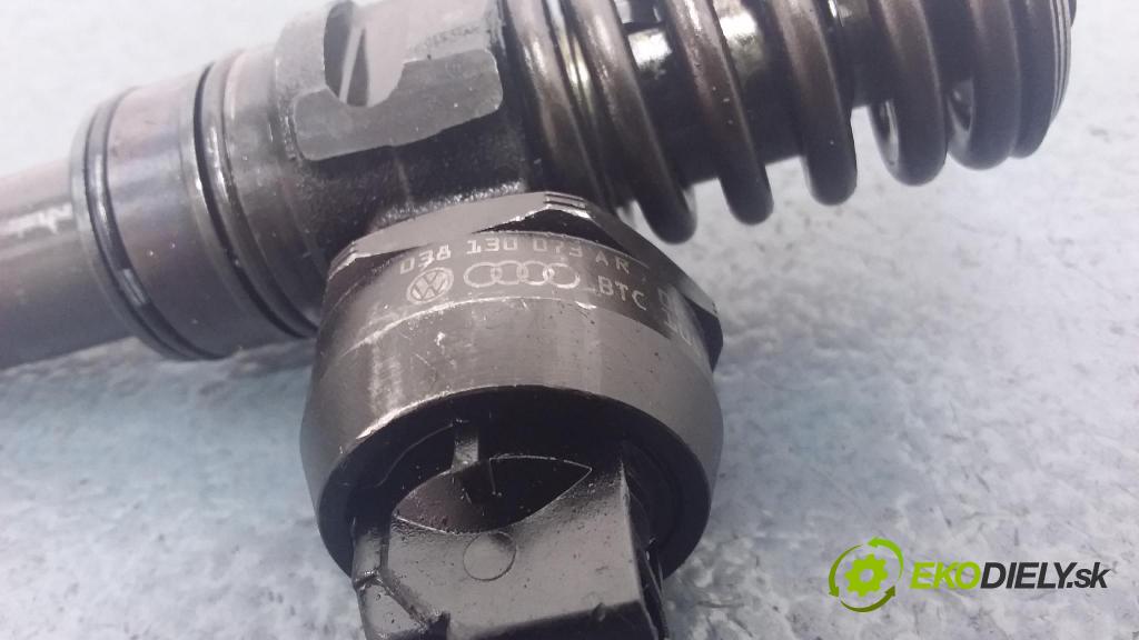 Volkswagen Passat 2000 vstrek 038130073AR