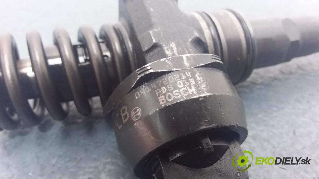 Volkswagen Passat 2000 vstrek 038130073AR