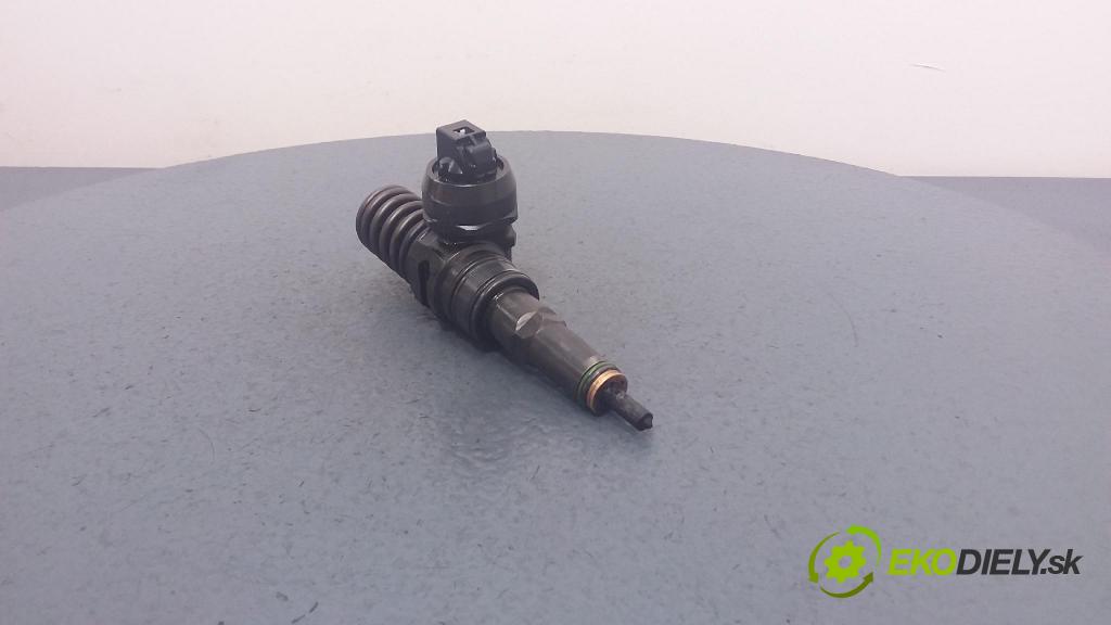 Volkswagen Passat 2000 vstrek 038130073AR