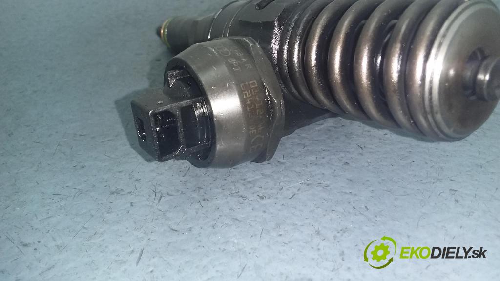 Volkswagen Passat 2000 vstrek 038130073AR