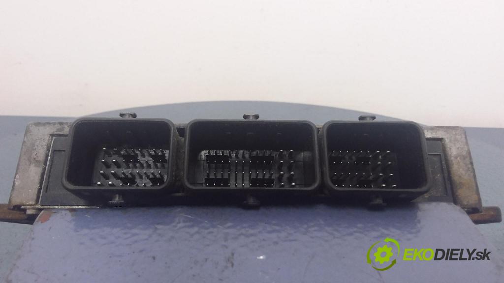 Renault Espace 2005 riadiaca jednotka Motor: 8200279458