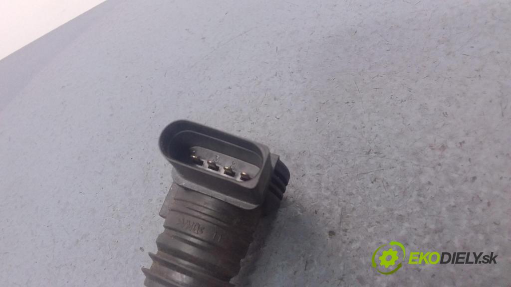 Audi A4 2001 cievka Zapaľovanie: 06A905115D