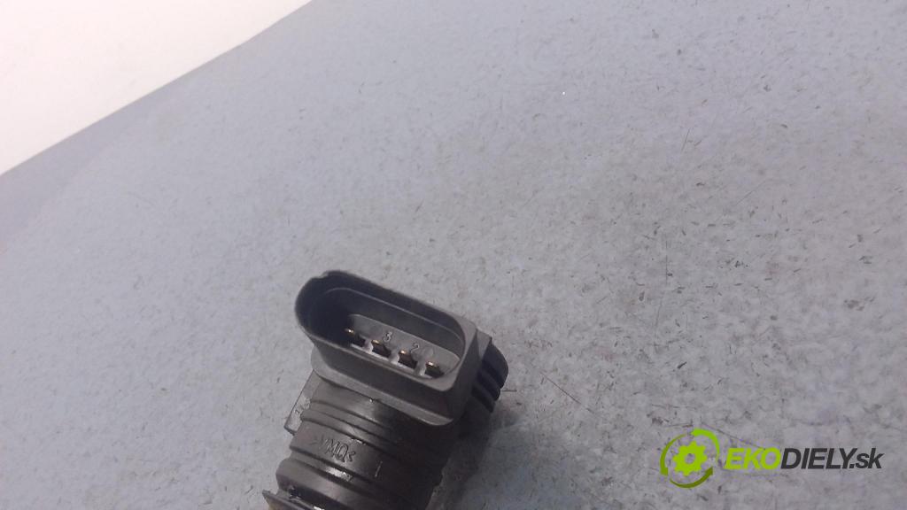Audi A4 2001 cievka Zapaľovanie: 06A905115D