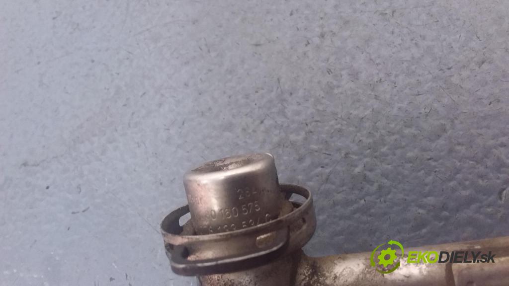 Audi A4 2001 lišta Dodávka: 06B133551K
