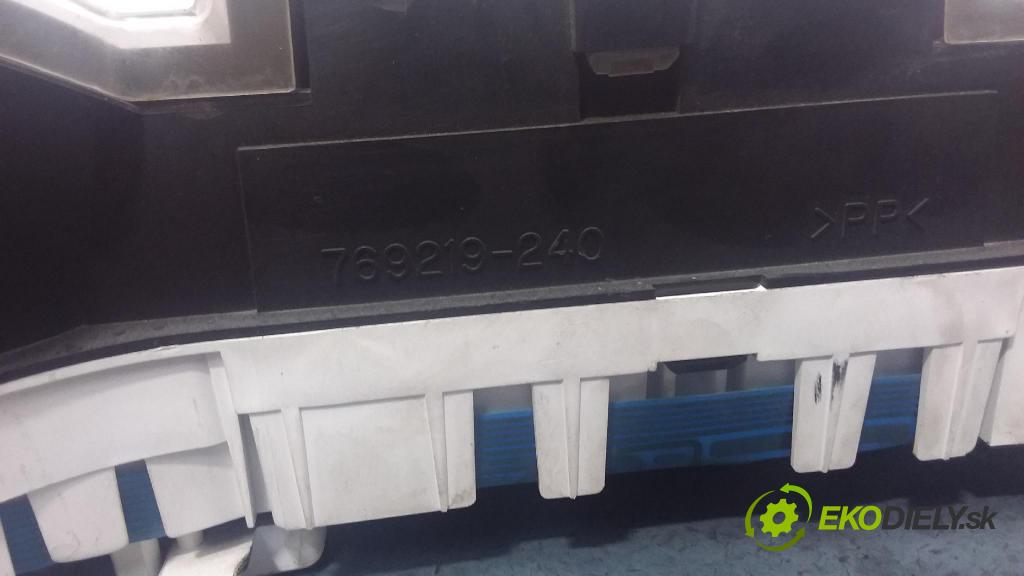 Mitsubishi Pajero 2000 prístrojovka/ budíky MR402540