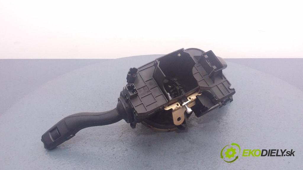 Audi A4 2003 prepínač Komplex: 8E0953549N