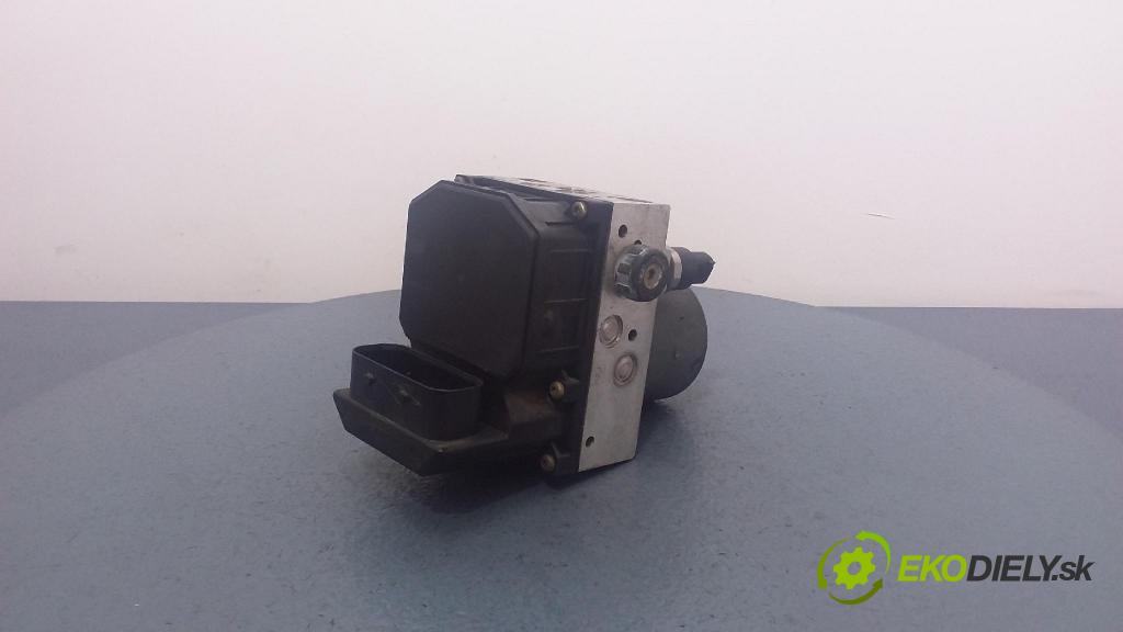 Audi A4 2003 čerpadlo ABS x 8E0614517