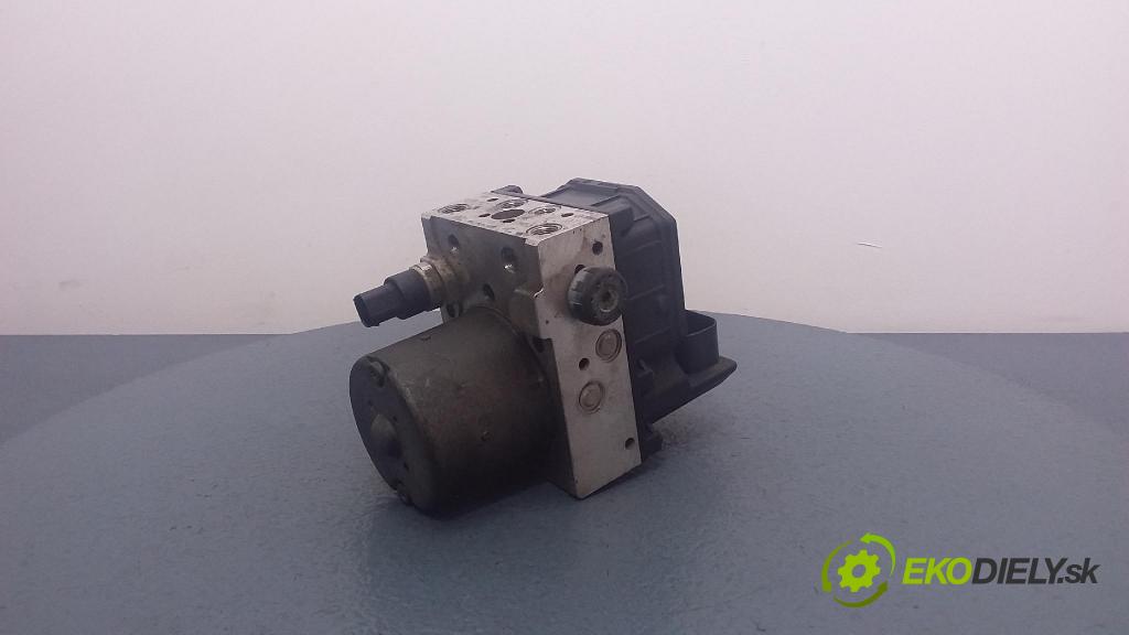 Audi A4 2003 čerpadlo ABS x 8E0614517