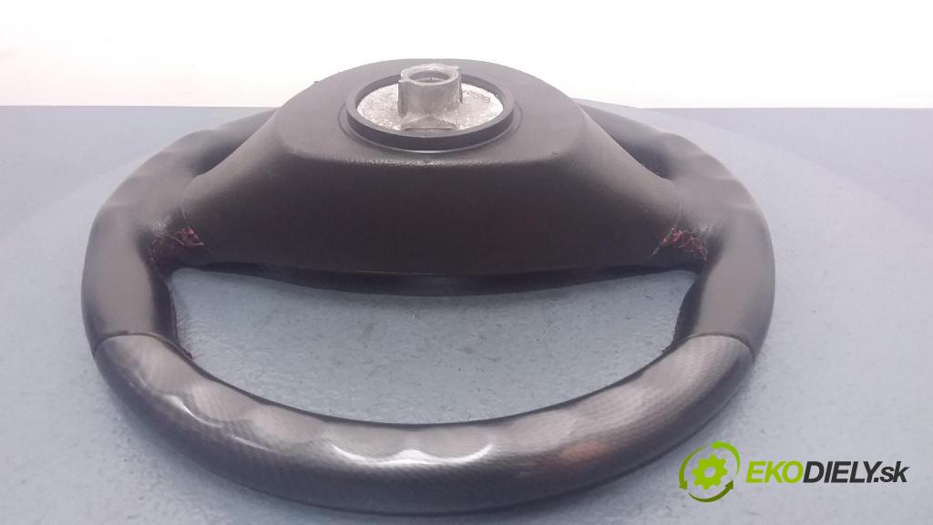 Opel Astra 2000 volant 77118121