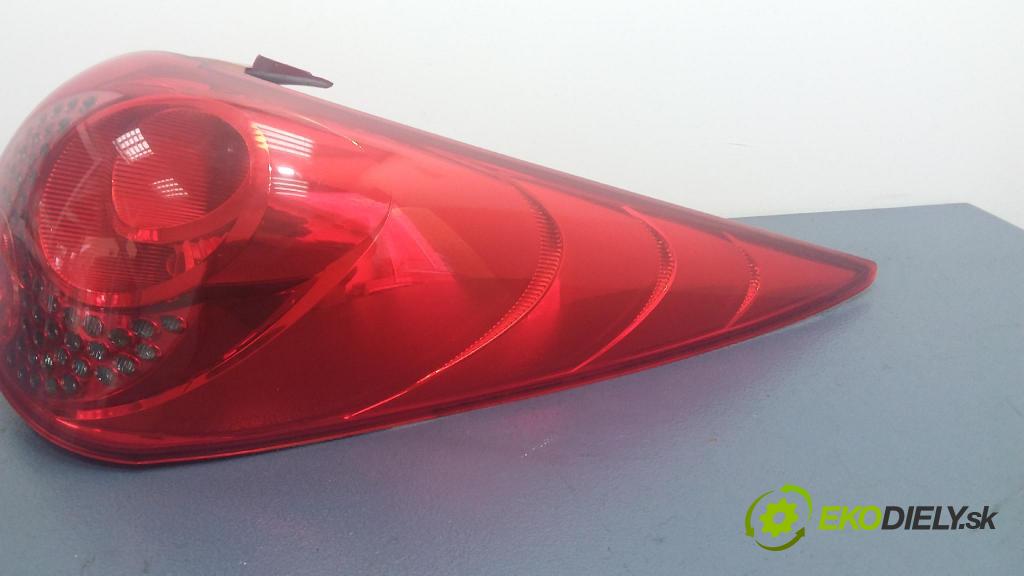 Peugeot 207 2007 světlo Zad: Práva: Mimo: 9680157980