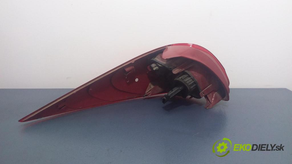 Peugeot 207 2007 světlo Zad: Práva: Mimo: 9680157980