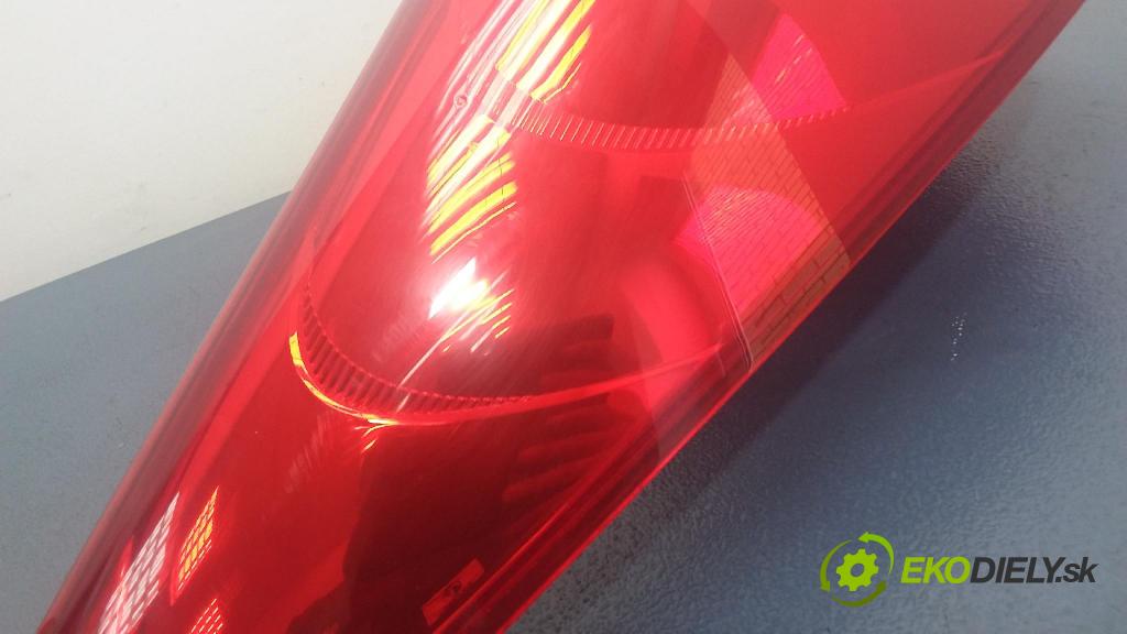 Peugeot 207 2007 světlo Zad: levá Mimo: 9680158080
