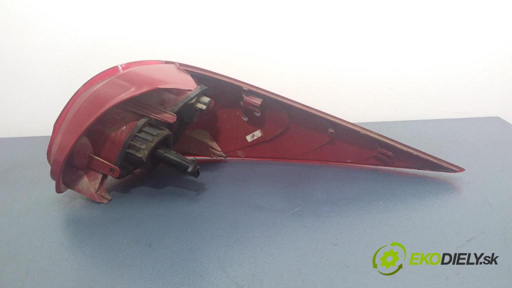 Peugeot 207 2007 světlo Zad: levá Mimo: 9680158080