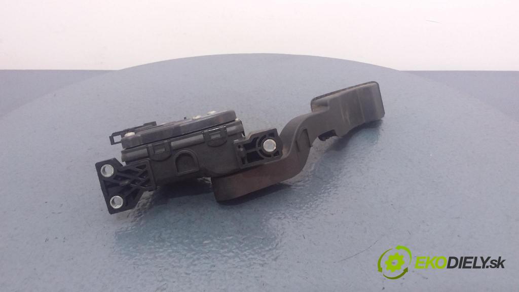 Renault Laguna 2005 pedal Plyn: 820003392