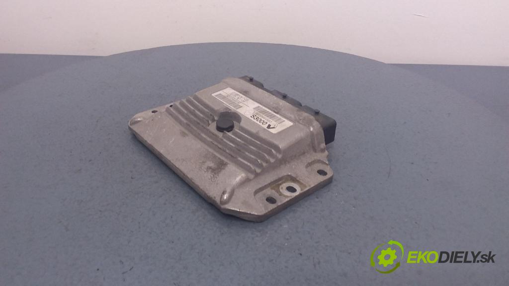 Renault Laguna 2005 riadiaca jednotka Motor: 8200444583