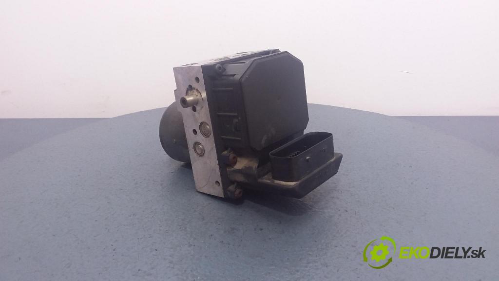 Audi A4 2002 čerpadlo ABS x 8E0614517