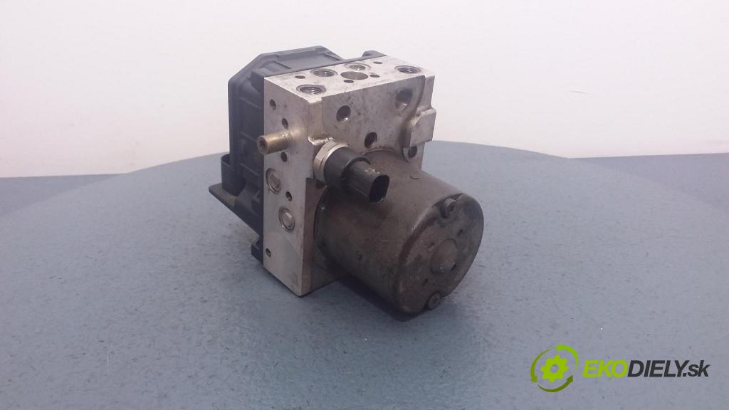 Audi A4 2002 čerpadlo ABS x 8E0614517