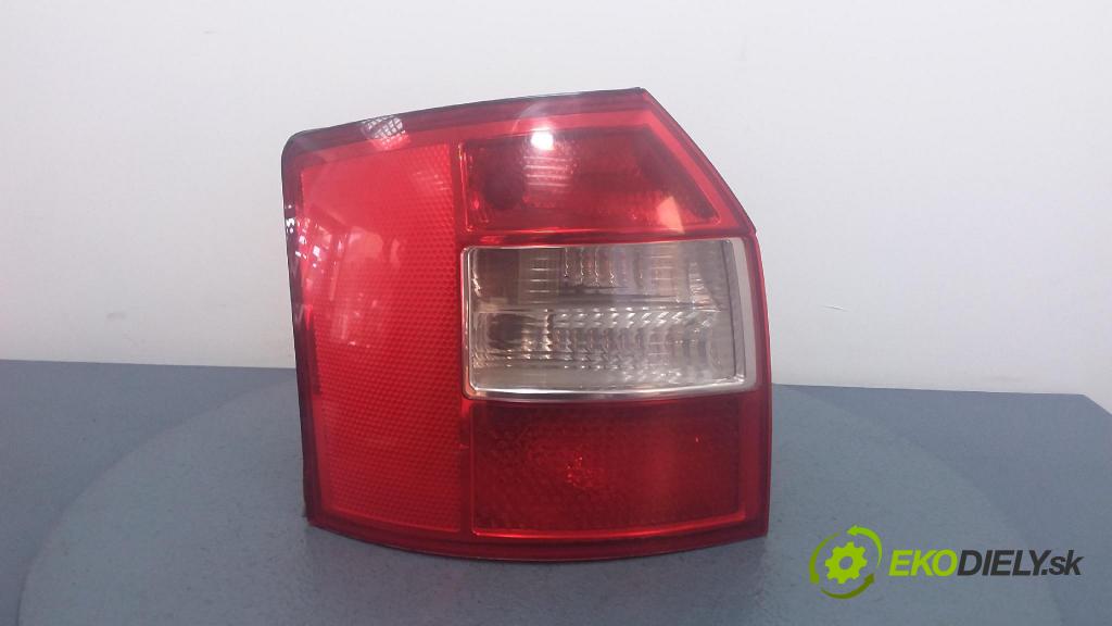 Audi A4 2003 světlo Zad: levá Mimo: 283701