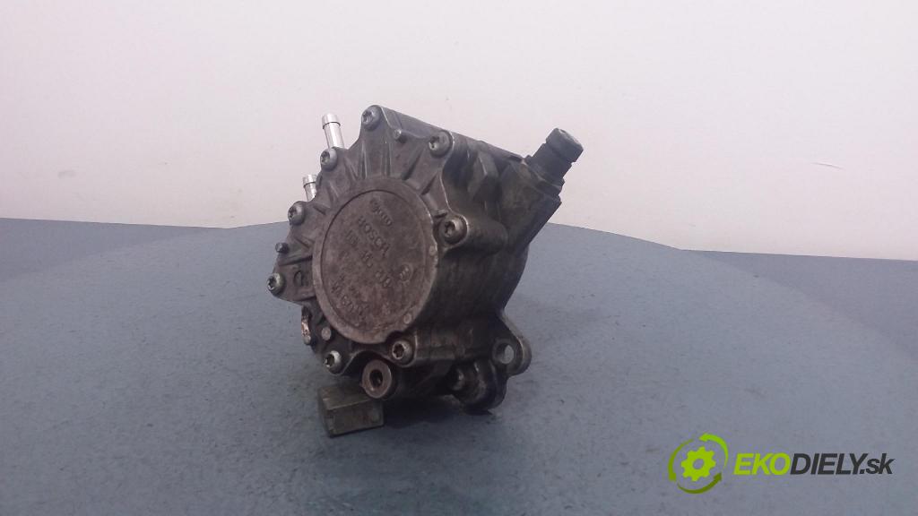 Volkswagen Touran 2004 čerpadlo vakuová 03G145209