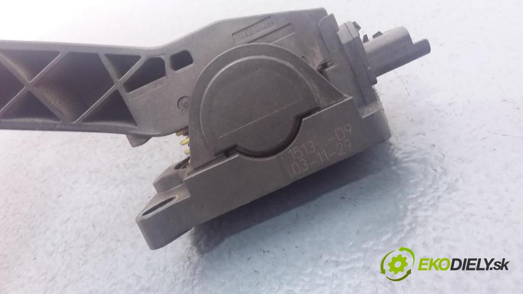Peugeot 307 2004 pedal Plyn: 9646702180
