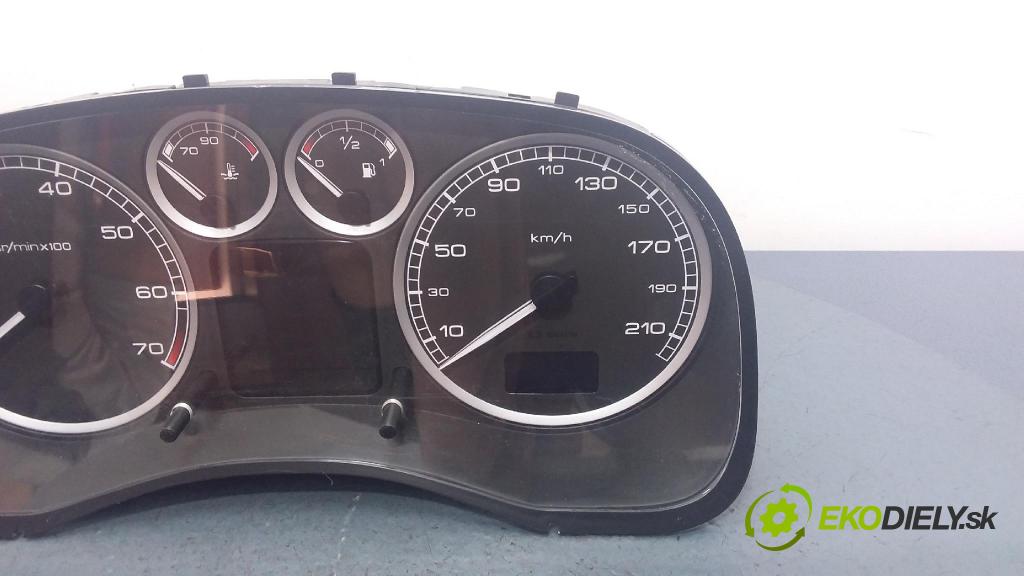 Peugeot 307 2004 prístrojovka/ budíky P9651299480
