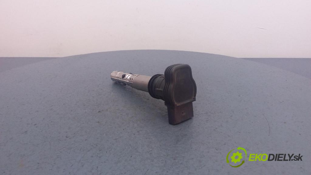 Volkswagen Jetta 2004 cívka Zapalování: NGK U5003