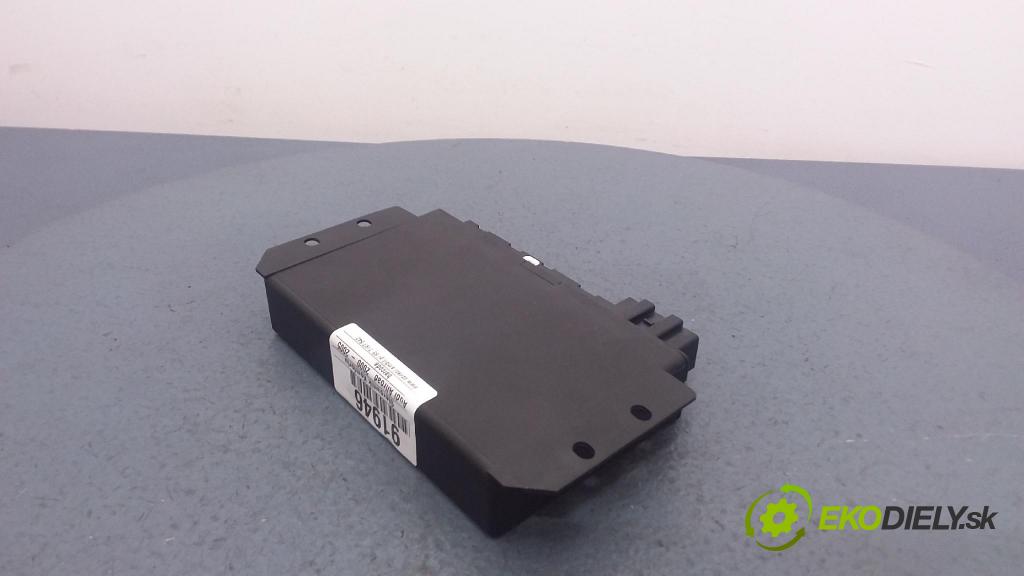 Audi Allroad 2000 riadiaca jednotka Komfortu 4B0962258E