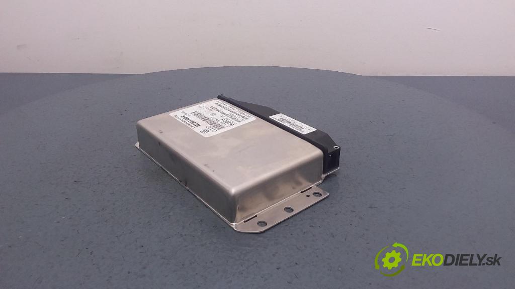 Audi Allroad 2000 riadiaca jednotka skrine 4Z7927156D