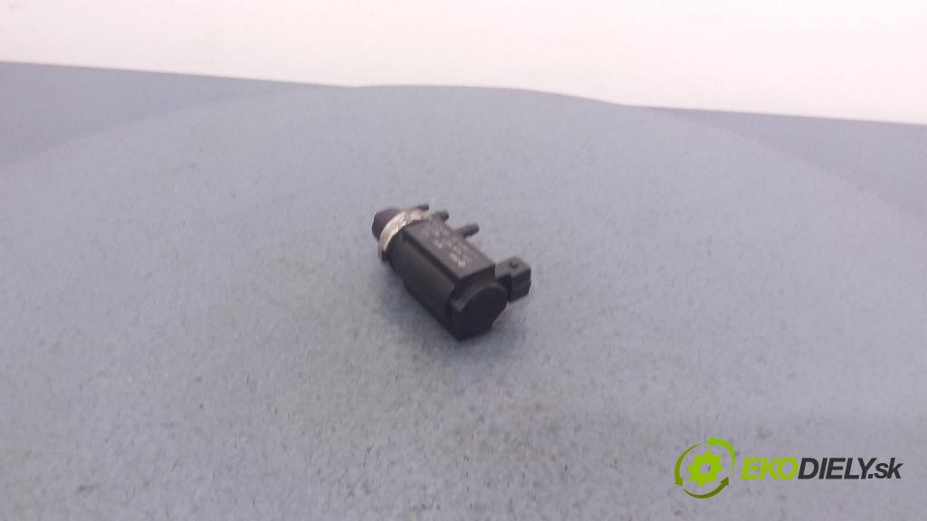 Audi Allroad 2000 ventil Vákuum: 059906627