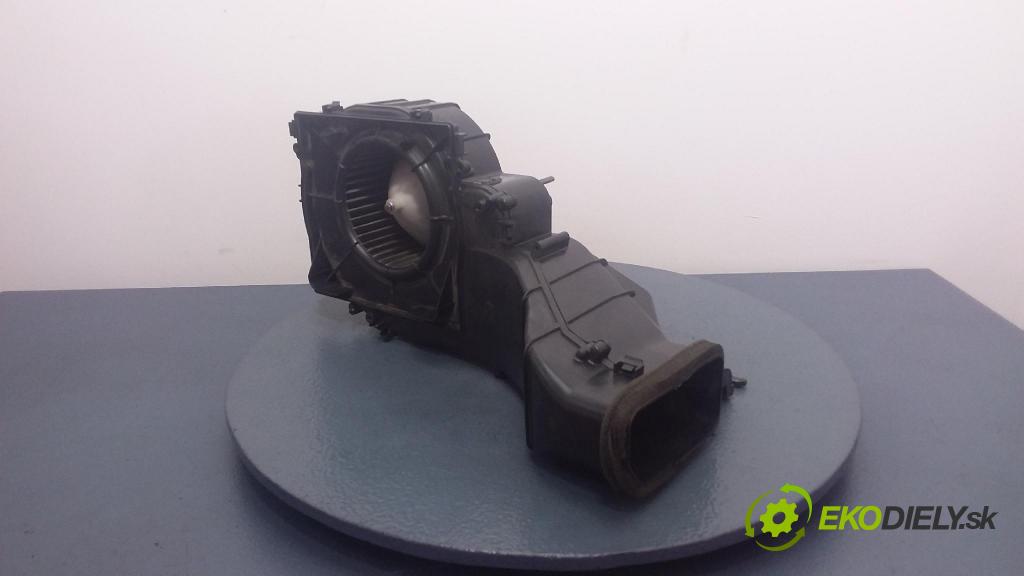 Subaru Impreza 2007 ventilátor Vzduch: 72210FE030