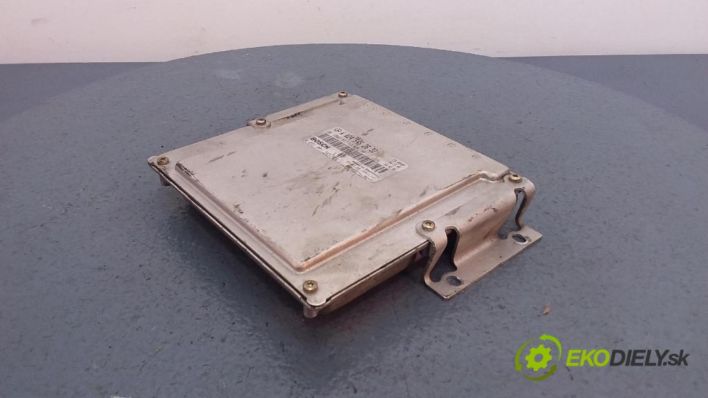 Mercedes-benz Vito 2000 riadiaca jednotka Motor: A0245452632