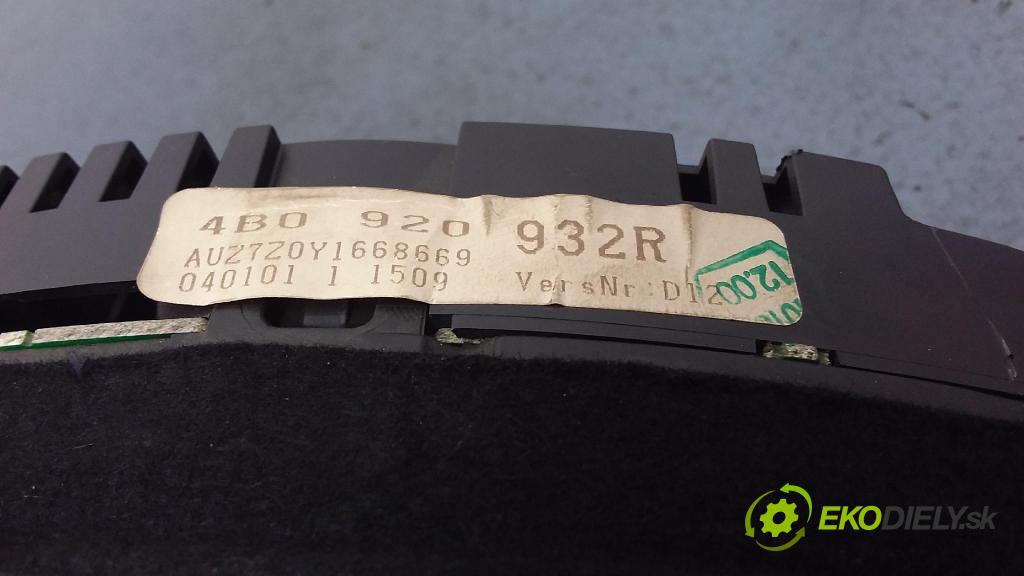 Audi A6 2001 Přístrojová deska 4B0920932R
