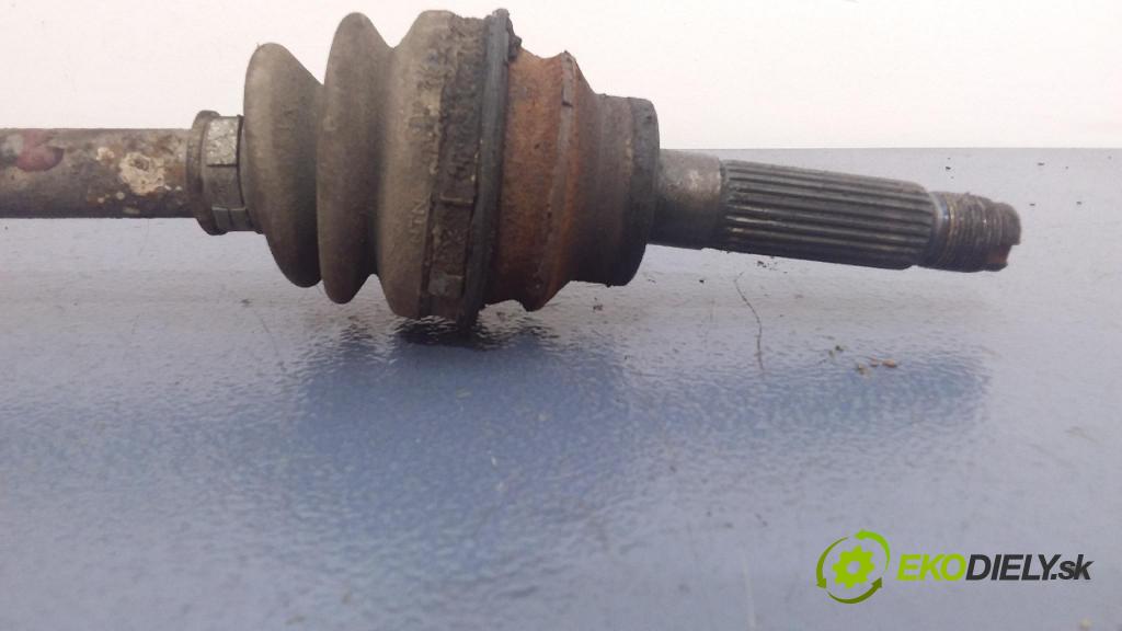 Subaru Impreza 2007 poloos Prava: zad 01
