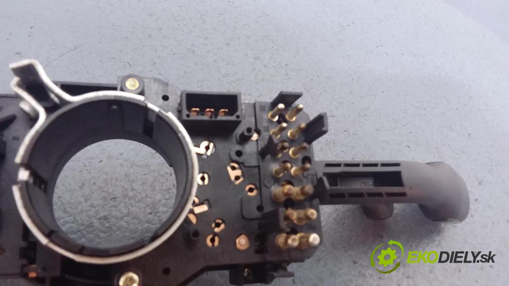 Audi A4 1999 Přepínač Komplex: 4D0953513D