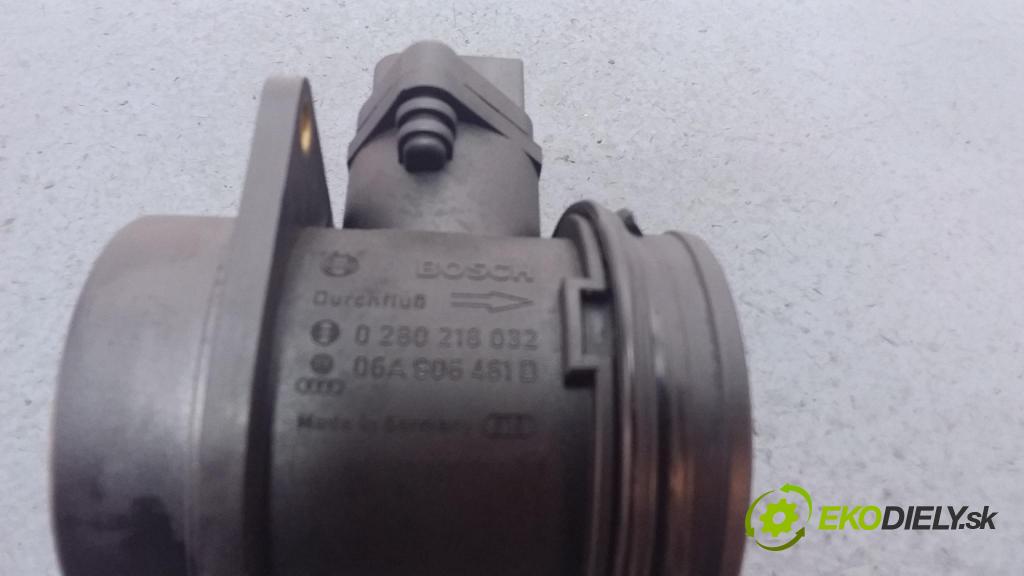 Audi A6 1999 váha vzduchu 06A906461D