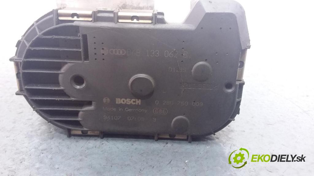 Audi A6 1999 škrticí klapka 06B133062B