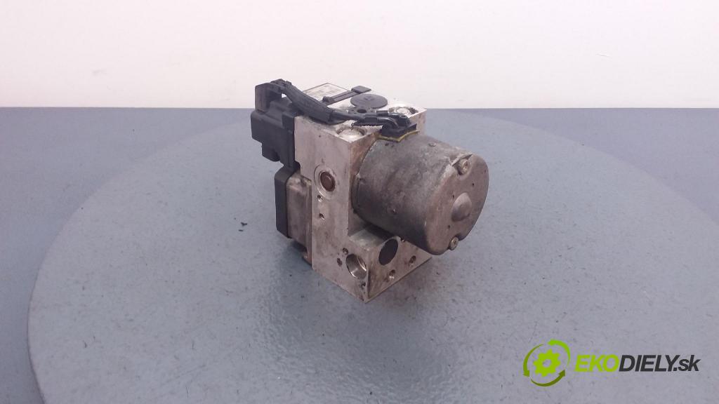 Audi A6 1999 čerpadlo ABS x 8E0614111F