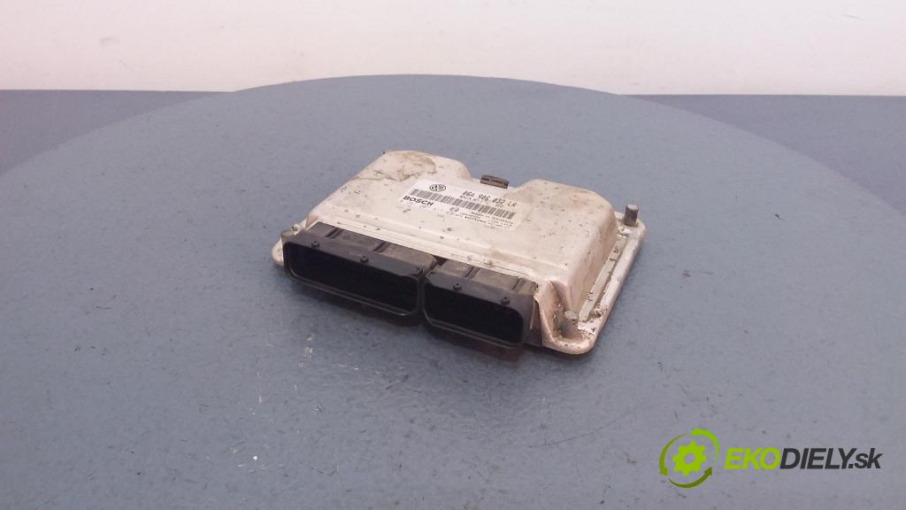 Skoda Octavia 2002 riadiaca jednotka Motor: 06A906032LA