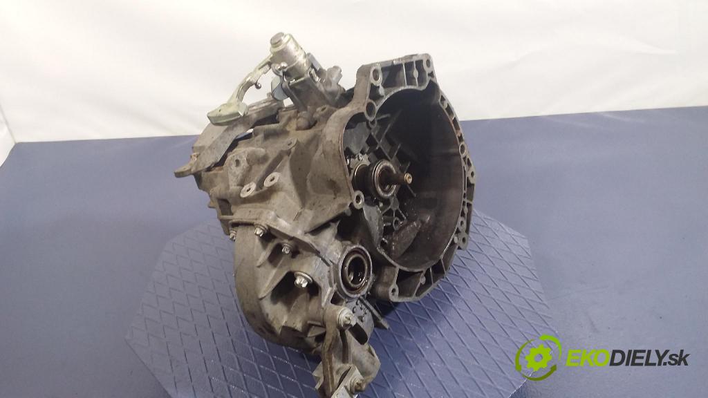 Opel Corsa 2006 převodovka Ozubené kola: Manualna 55192042 M32