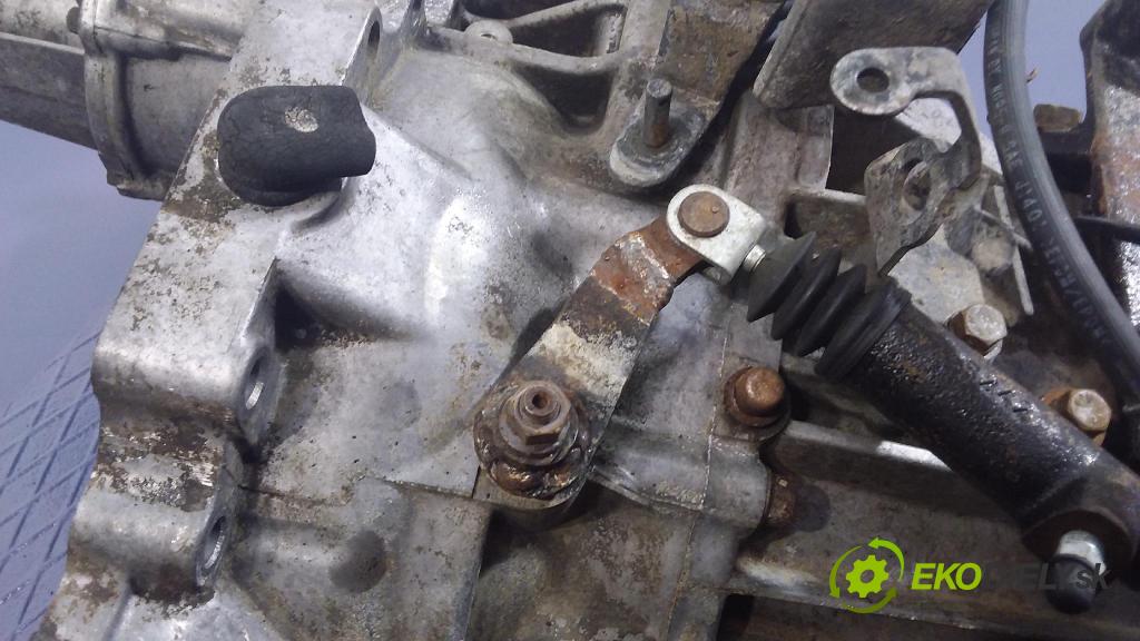 Hyundai Santa fe 2005 převodovka Ozubené kola: Manualna C25TE 4WD