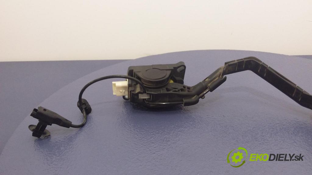 Citroen C5 2005 pedal Plyn: 9650341780